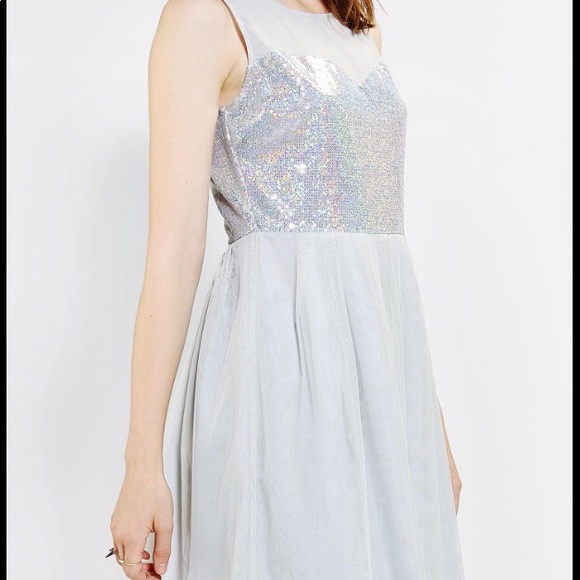 BB Dakota Silver Grey Sequins Mesh Dress - Picture 16 of 16